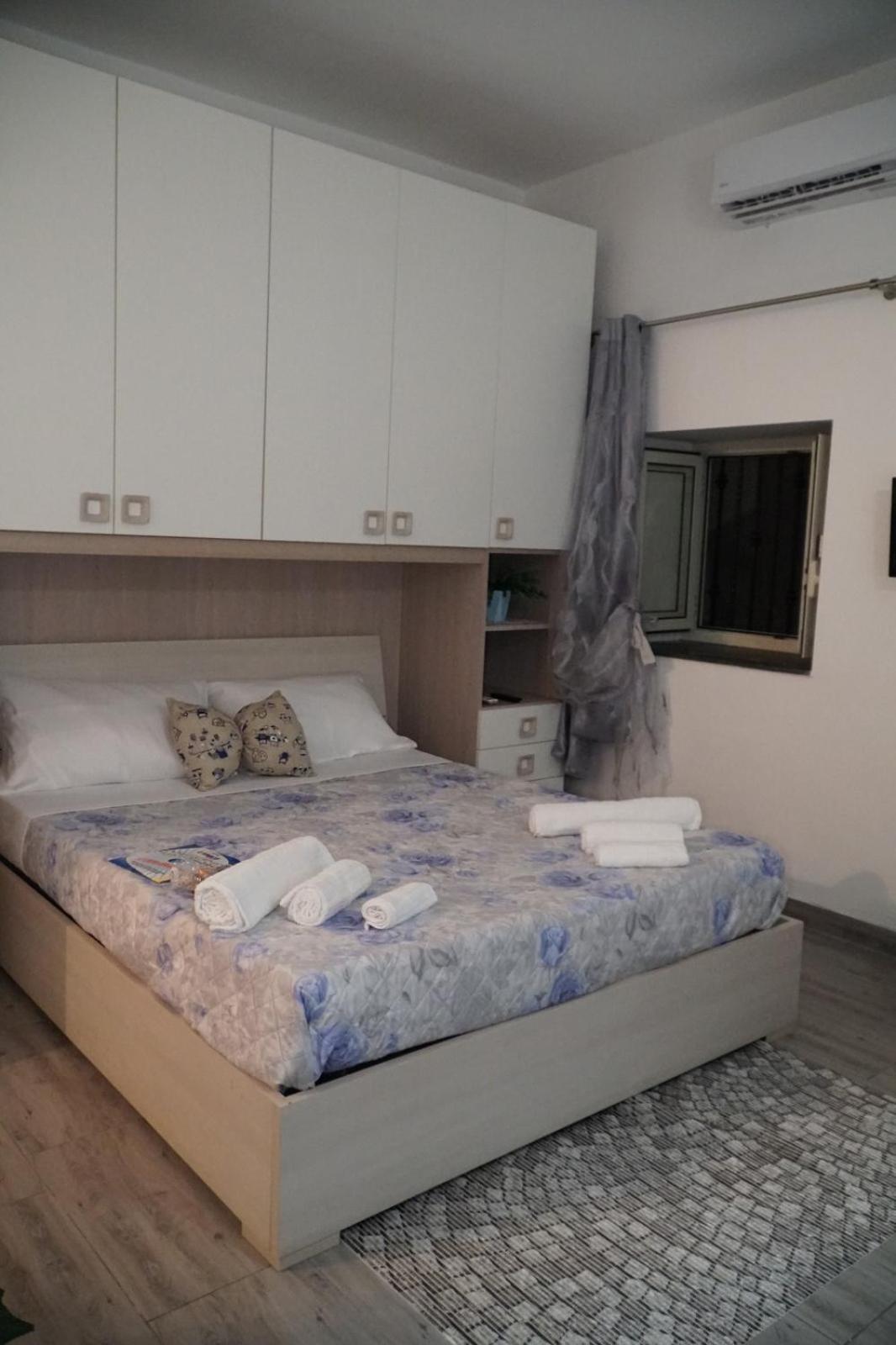 B&B Porta Garibaldi Katanya Oda fotoğraf